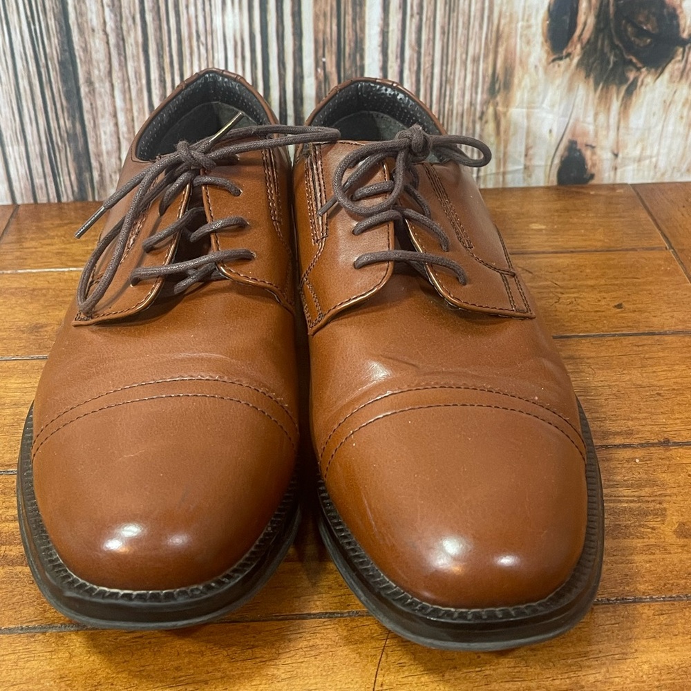 Sz 7.5 Dockers Men's Garfield Cap Toe Oxford Tan
